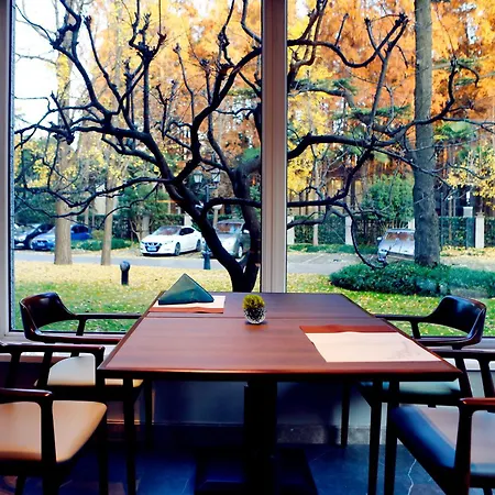 Hong Qiao State Guest House-3